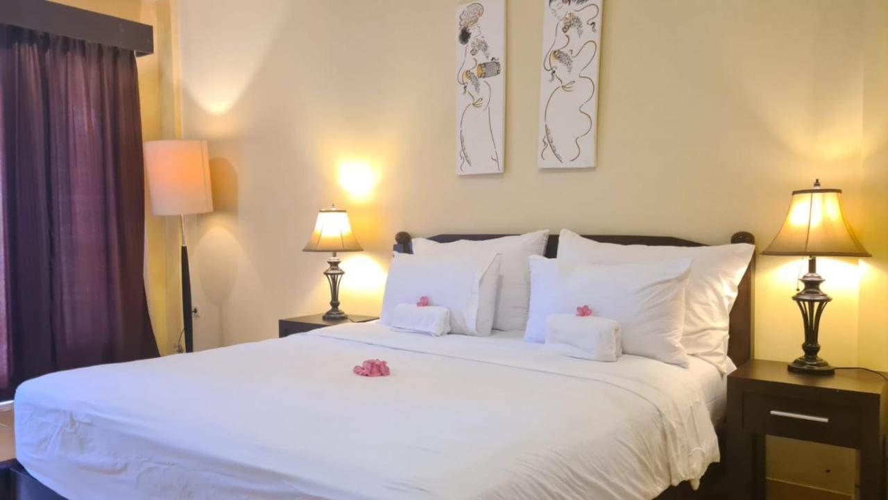 Dalia Budget Hotel Senggigi Exterior photo
