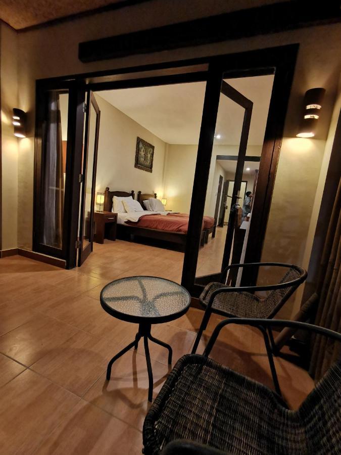 Dalia Budget Hotel Senggigi Exterior photo